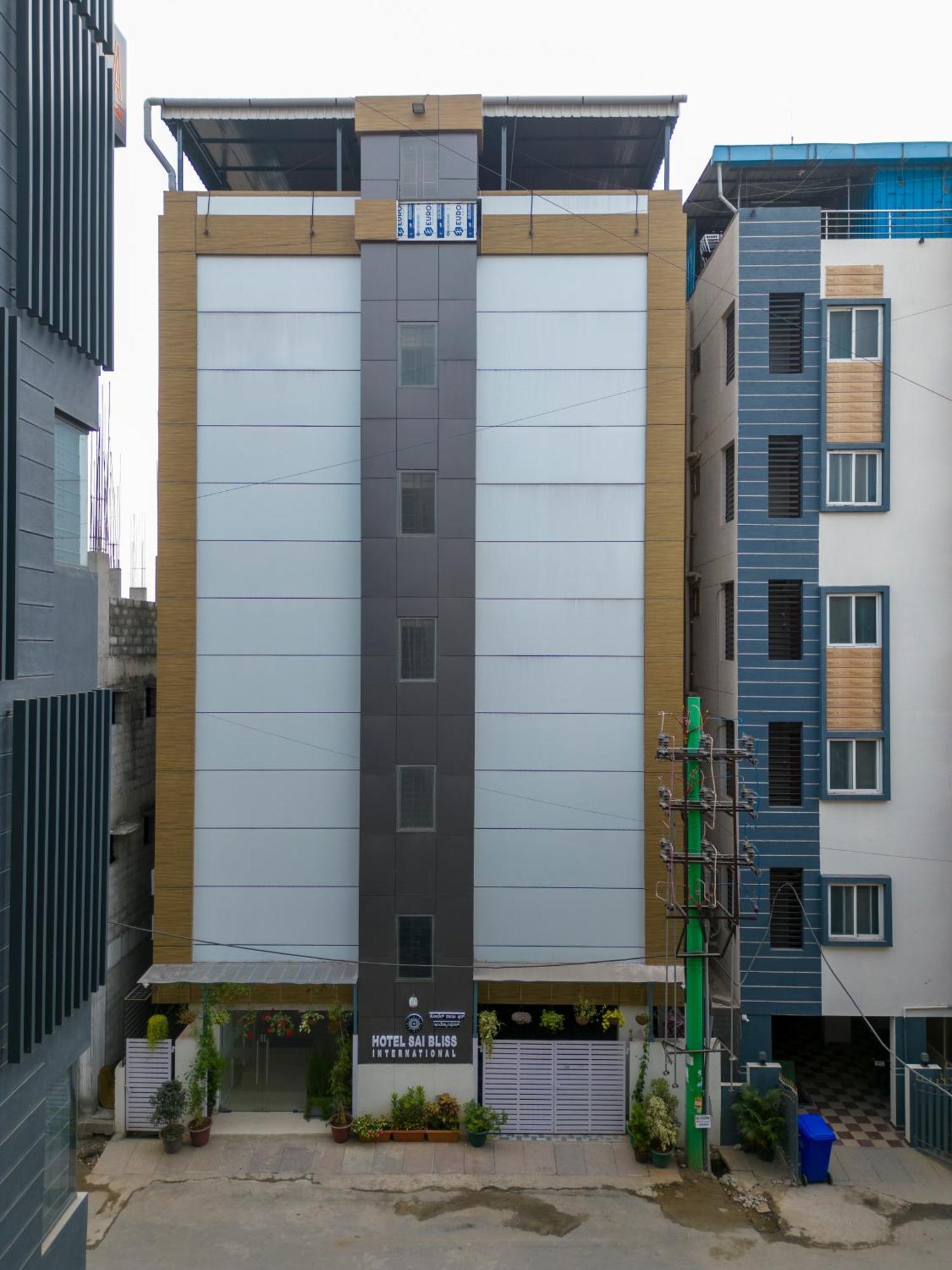 Sai Bliss Residency, Manyata Tech Park Hotell Bangalore Eksteriør bilde