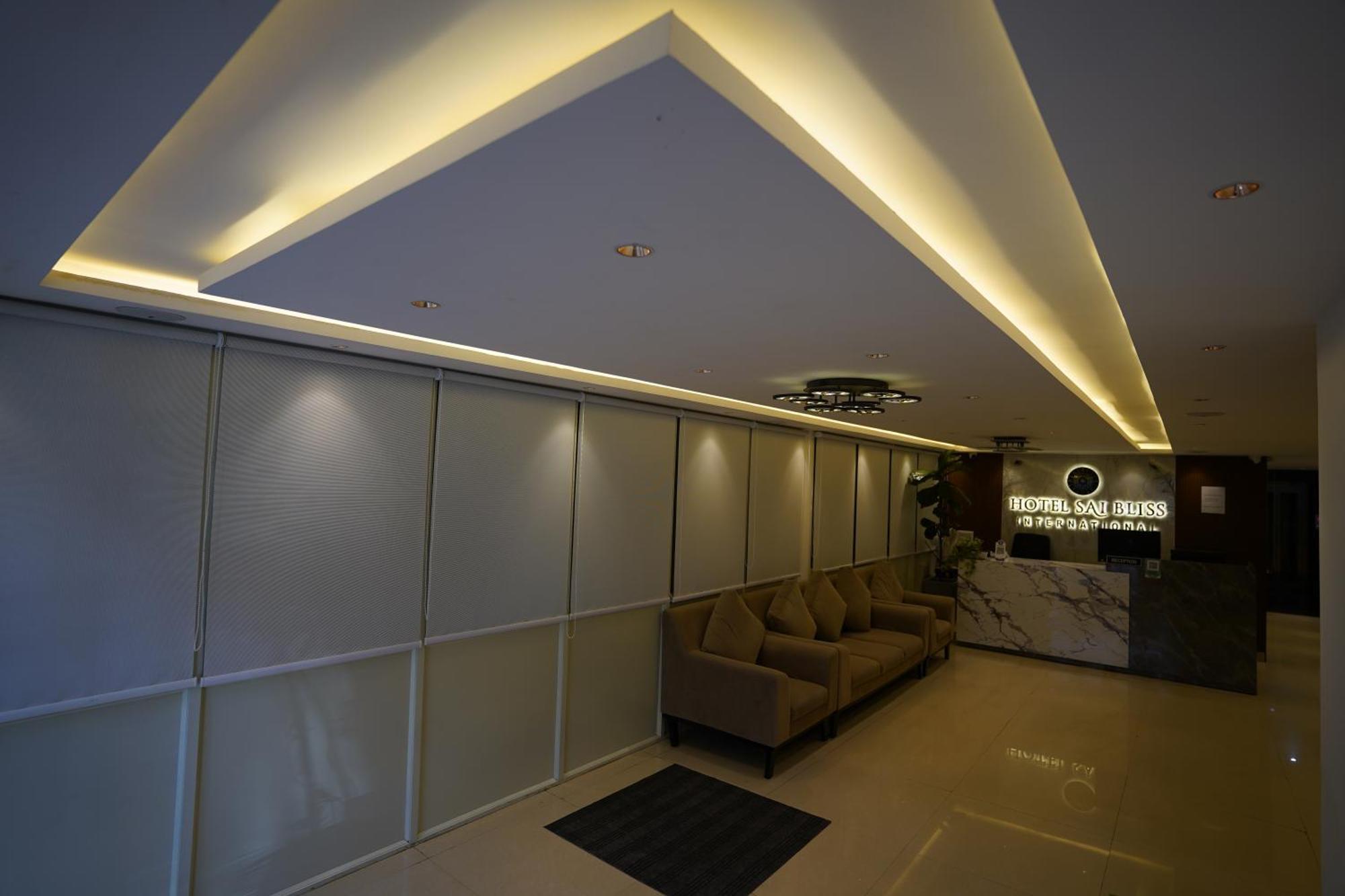 Sai Bliss Residency, Manyata Tech Park Hotell Bangalore Eksteriør bilde