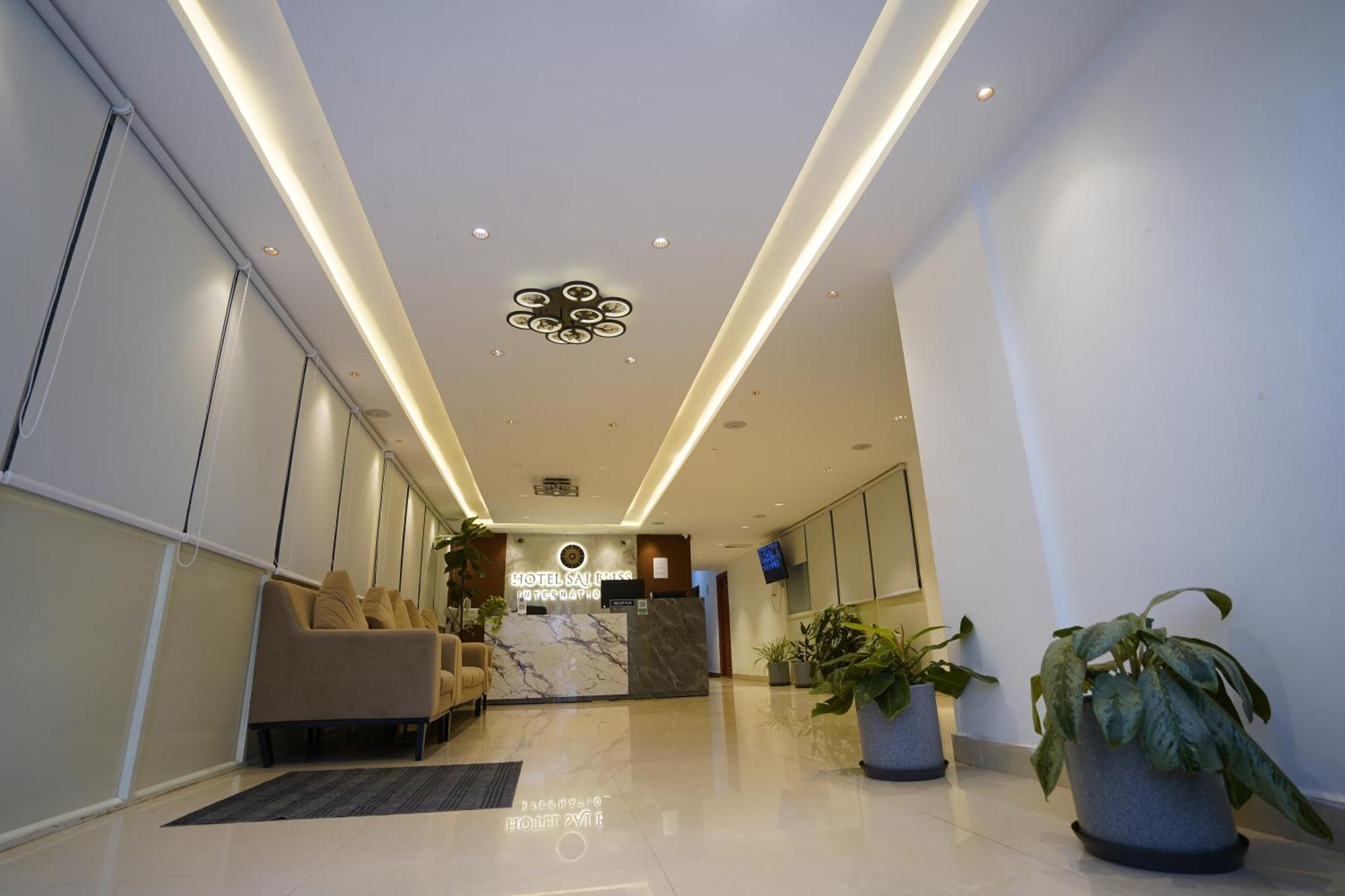 Sai Bliss Residency, Manyata Tech Park Hotell Bangalore Eksteriør bilde