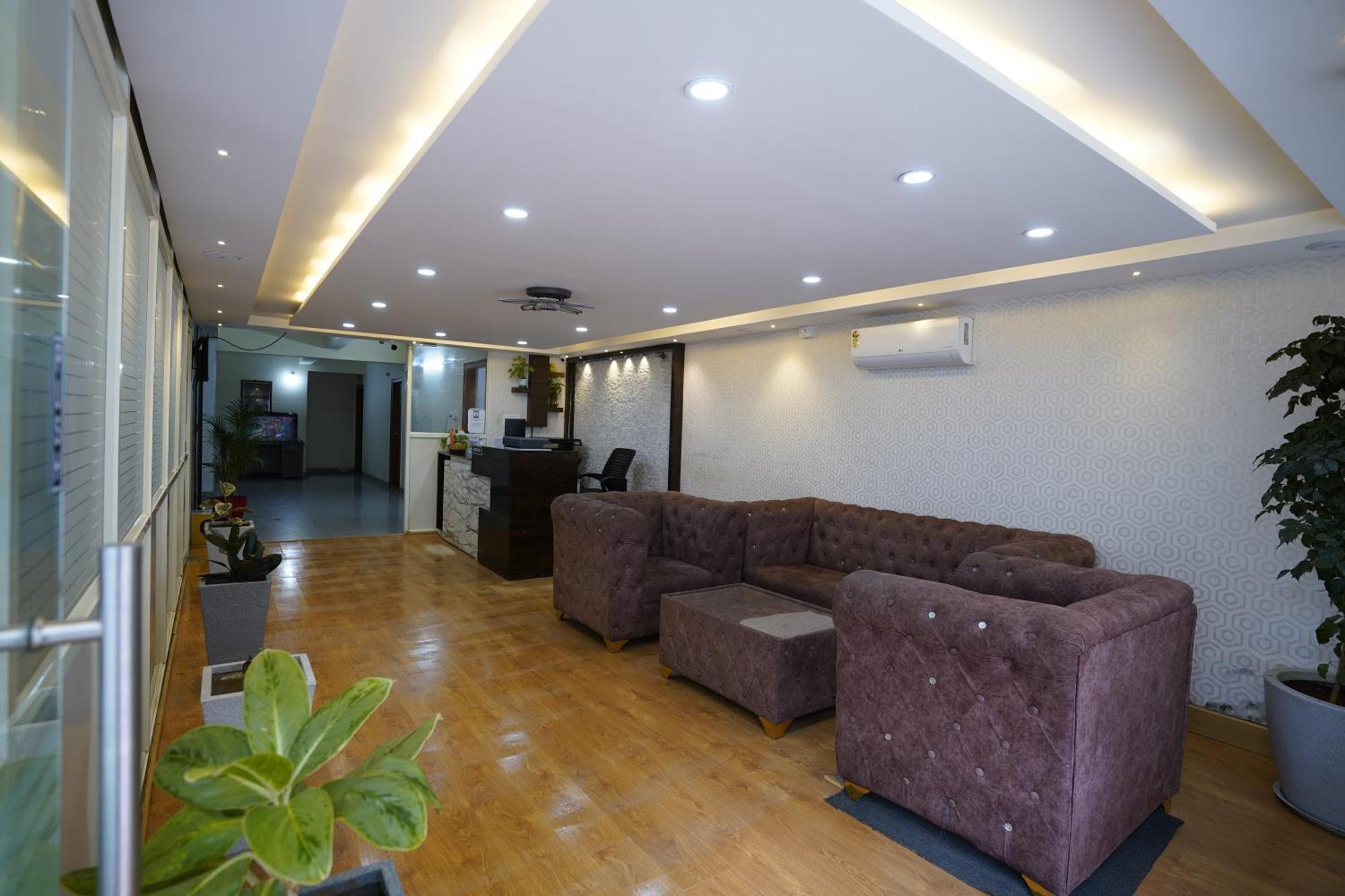 Sai Bliss Residency, Manyata Tech Park Hotell Bangalore Eksteriør bilde