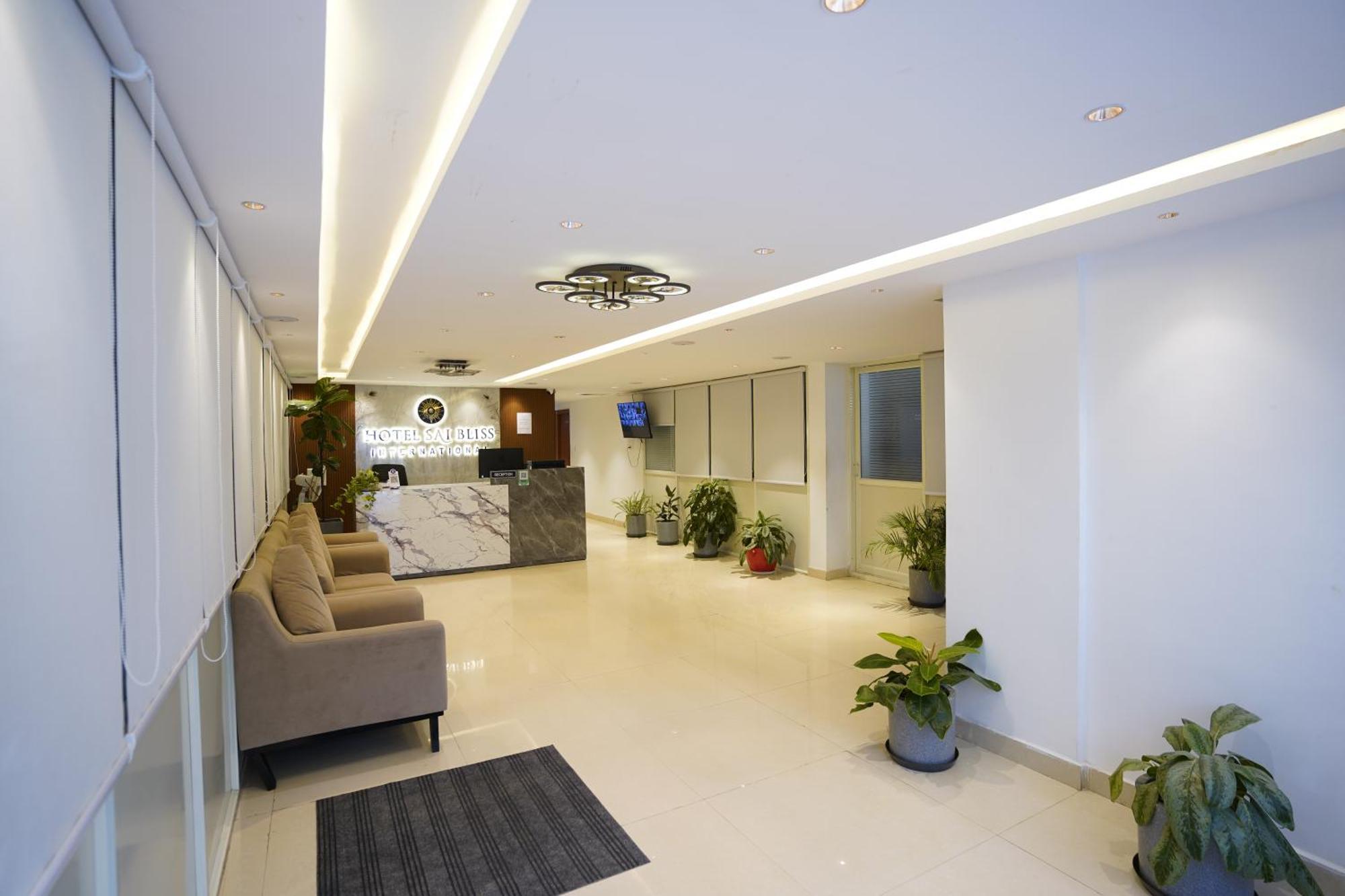 Sai Bliss Residency, Manyata Tech Park Hotell Bangalore Eksteriør bilde