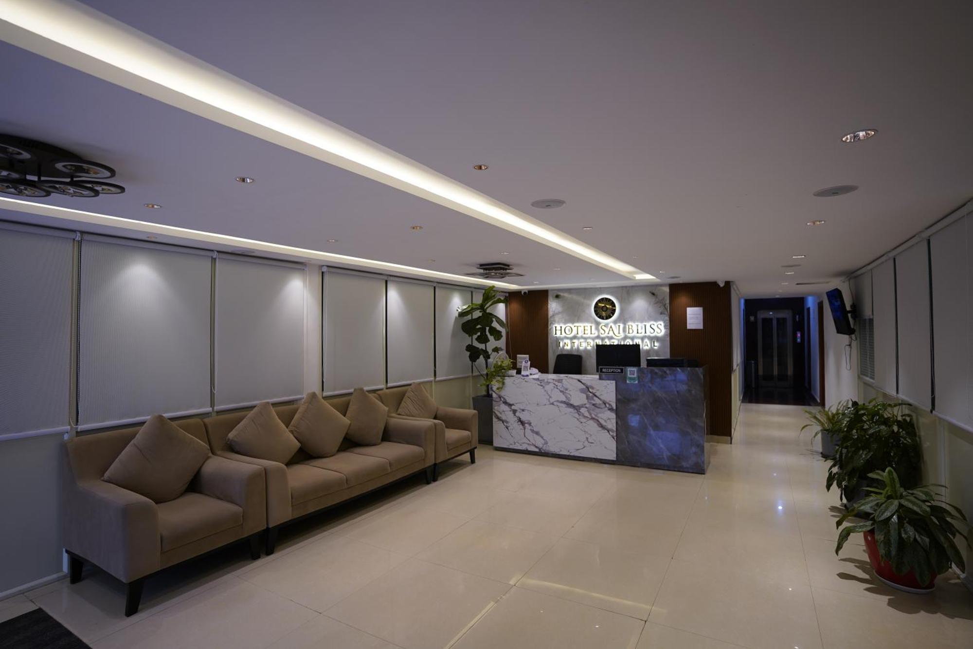 Sai Bliss Residency, Manyata Tech Park Hotell Bangalore Eksteriør bilde