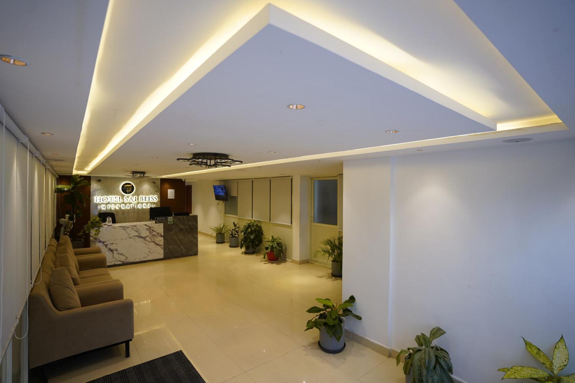 Sai Bliss Residency, Manyata Tech Park Hotell Bangalore Eksteriør bilde