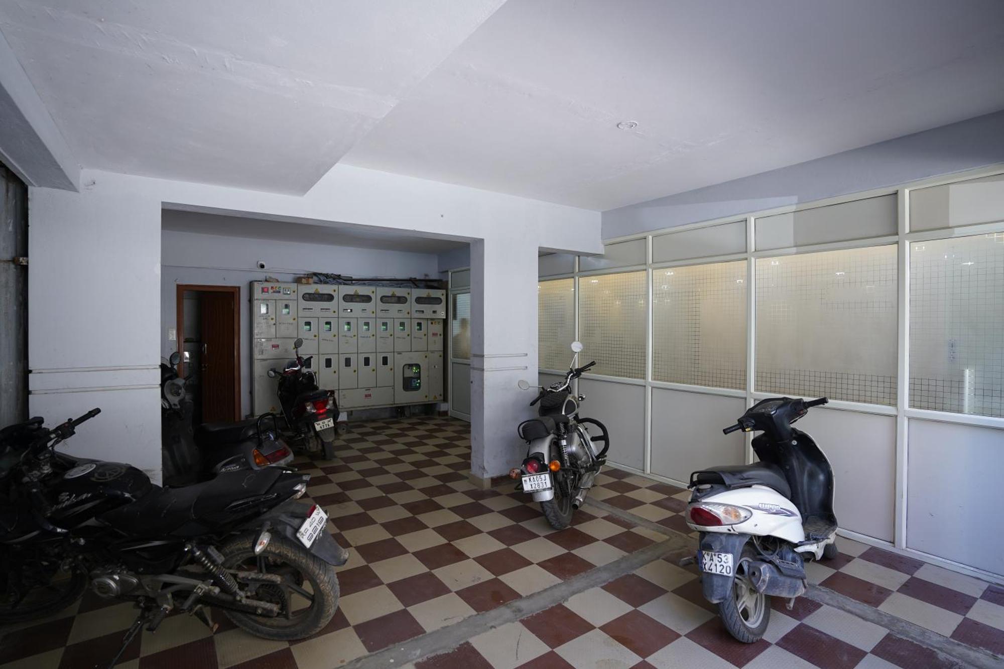 Sai Bliss Residency, Manyata Tech Park Hotell Bangalore Eksteriør bilde